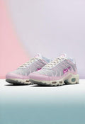 NIKE Women's AIR MAX PLUS Cushioning Casual Running Sneakers